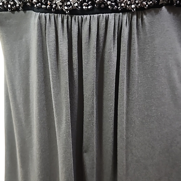 Studio Y Olive Green Sleeveless V-Neck Embellished Front Party Top Size Medium - Picture 4 of 11